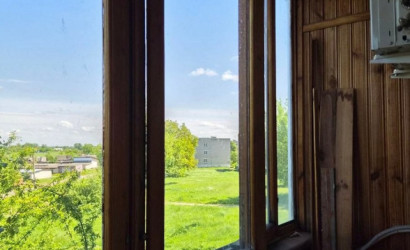 Купить 3-комнатную квартиру, Правдинский, Юбилейная, 61. Фото 2