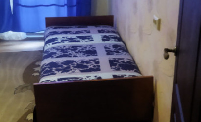 Снять 2-комнатную квартиру на сутки, Пружаны, Юбилейная,15. Фото 1