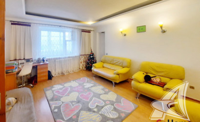 Купить 3-комнатную квартиру, Брест, Киевка, ул. Вольная. Фото 2