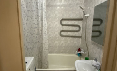 Снять 2-комнатную квартиру на сутки, Марьина Горка, Ленинская, 92. Фото 3