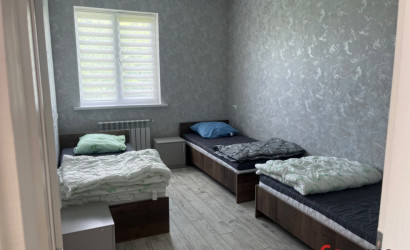 Снять 4-комнатную квартиру на сутки, Береза, Ул.углянская д.24. Фото 5