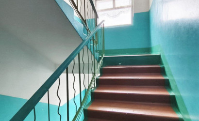 Купить 3-комнатную квартиру, Зельва, Железнодорожная, 28. Фото 1