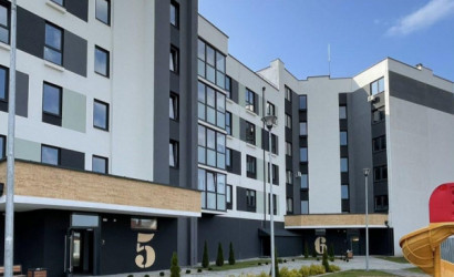 Купить 1-комнатную квартиру, Кобрин, Интернациональная. Фото 1