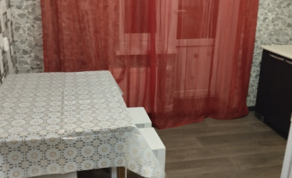 Снять 3-комнатную квартиру на сутки, Лельчицы, Ул. Победы 3. Фото 3