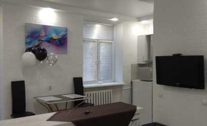 Снять 1-комнатную квартиру на сутки, Полоцк, проспект Франциска Скорины. Фото 1