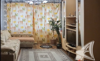 Купить 3-комнатную квартиру, Беловежский, , . Фото 2