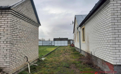 Купить коттедж, Кобрин, Королева, 25 соток. Фото 4