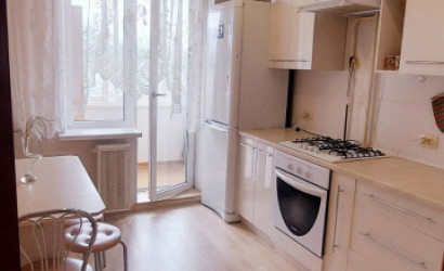 Купить 3-комнатную квартиру, Витебск, Московский, 51. Фото 1