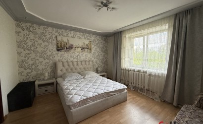 Снять 3-комнатную квартиру на сутки, Кобрин, Советская 115. Фото 5