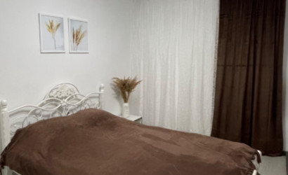 Снять 2-комнатную квартиру на сутки, Кобрин, Суворова 11. Фото 2