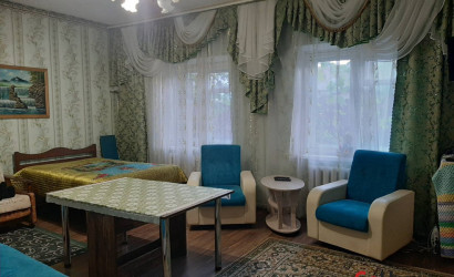 Снять 8-комнатную квартиру на сутки, Наровля, 60 лет октября д 3. Фото 10