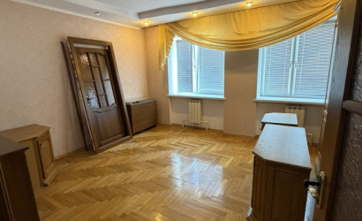 Купить 3-комнатную квартиру, Пинск, Иркутско-Пинской Дивизии, 11. Фото 5