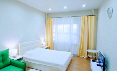 Снять 1-комнатную квартиру на сутки, Минск, ул. Кирова, д. 1 (Октябрьский район). Фото 1