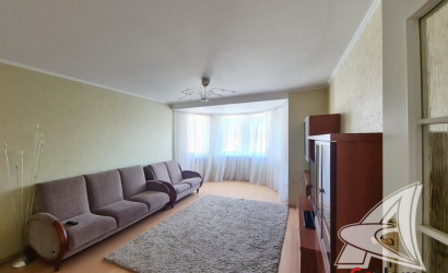 Купить 3-комнатную квартиру, Брест, Центр, ул. Халтурина. Фото 1