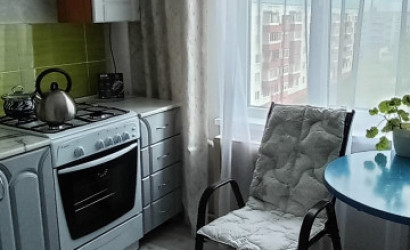 Снять 2-комнатную квартиру на сутки, Новолукомль, Энергетиков 29. Фото 3