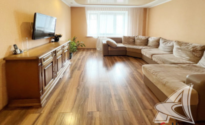 Купить 3-комнатную квартиру, Брест, Центр, ул. Воровского. Фото 1