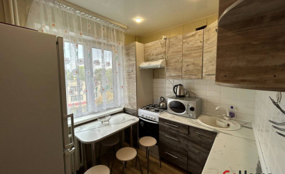 Снять 3-комнатную квартиру на сутки, Новолукомль, Энергетиков, 18. Фото 9