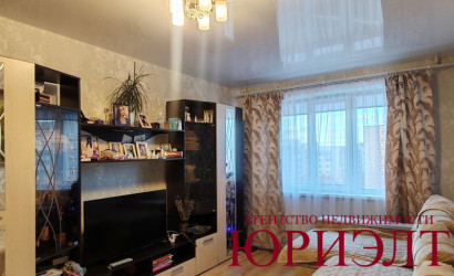 Купить 3-комнатную квартиру, Барановичи, Парковая, 27. Фото 1