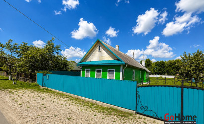 Купить дом, Узда, ул. Победы, д. 32, 15 соток. Фото 1