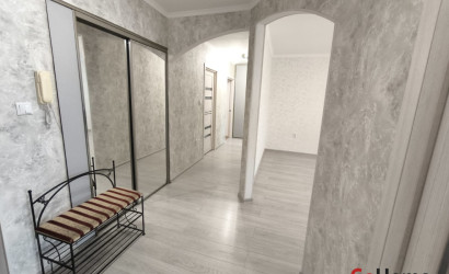 Купить 3-комнатную квартиру, Кобрин, Дружбы, 35. Фото 12