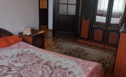 Снять 3-комнатную квартиру на сутки, Браслав, Октября 8. Фото 4