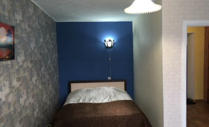 Снять 1-комнатную квартиру на сутки, Калинковичи, Советская 27. Фото 1