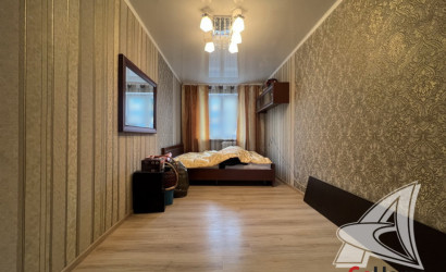 Купить 3-комнатную квартиру, Кобрин, , . Фото 1