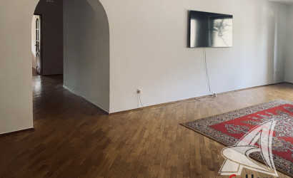 Купить 4-комнатную квартиру, Брест, Центр, ул. Халтурина. Фото 3