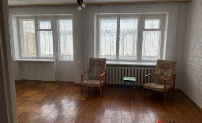 Купить 2-комнатную квартиру, Кобрин, ул. Матросова, 15. Фото 1