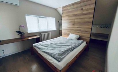 Снять 4-комнатную квартиру на сутки, Луговая Слобода, ул. Чепика. Фото 7