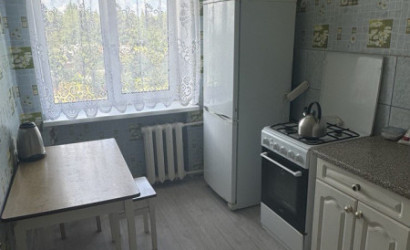 Снять 2-комнатную квартиру на сутки, Корма, ул. Советская. Фото 4