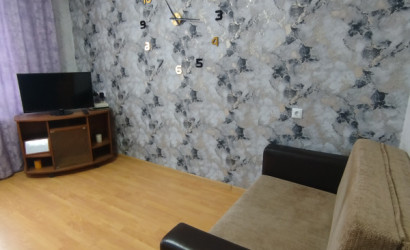 Снять 2-комнатную квартиру на сутки, Микашевичи, Садовая,7. Фото 5