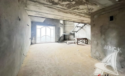 Купить 4-комнатную квартиру, Брест, Центр, ул. Маяковского. Фото 2