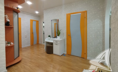 Купить 3-комнатную квартиру, Кобрин, , . Фото 9