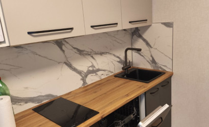 Снять 2-комнатную квартиру на сутки, Нарочь, Нарочанская 10. Фото 1