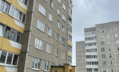 Купить 4-комнатную квартиру, Слоним, Брестская ул., 107. Фото 1