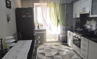Купить 4-комнатную квартиру, Гомель, Ярославская ул., 3. Фото 6