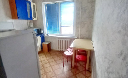 Снять 2-комнатную квартиру на сутки, Брагин, Западная улица. Фото 2