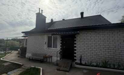 Купить 3-комнатную квартиру, Лида, Комсомольская ул., 27. Фото 2