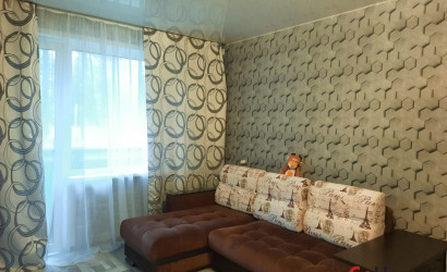 Купить 1-комнатную квартиру, Новополоцк, Комсомольская ул., 13. Фото 1