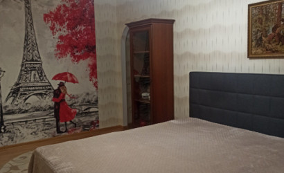 Снять 2-комнатную квартиру на сутки, Слоним, улица В.Крайнего д.27. Фото 1