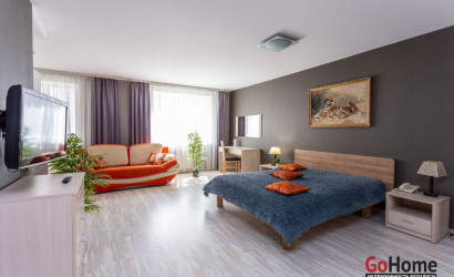 Снять 1-комнатную квартиру на сутки, Минск, ул. Щорса, д. 1 (Московский район). Фото 1