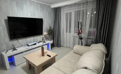Купить 3-комнатную квартиру, Солигорск, Ленина, 36. Фото 1