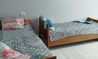 Снять 2-комнатную квартиру на сутки, Пружаны, Октябрьская 54. Фото 2