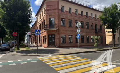 Аренда торгового помещения, Брест, Центр, от 81 до 87 кв.м.. Фото 1
