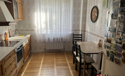 Снять 3-комнатную квартиру на сутки, Полоцк, пл. Скорины, 36. Фото 1