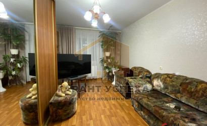 Купить 3-комнатную квартиру, Брест, ул. Суворова, д. . Фото 1