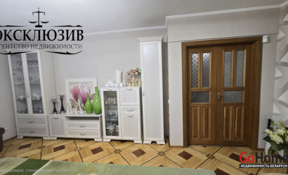 Купить 4-комнатную квартиру, Гомель, Ярославская ул., 3. Фото 1