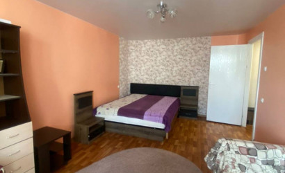 Снять 1-комнатную квартиру на сутки, Минск, ул. Неманская, д. 25 (Фрунзенский район). Фото 1