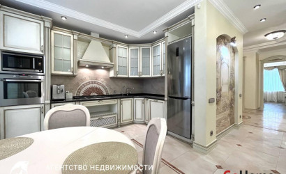 Снять 3-комнатную квартиру, Минск, Пионерская ул. 9 (Центральный район). Фото 1